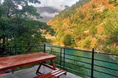 580024_17ee70816b824c9d9544eff7d7130efdmv2